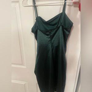 Hunter green. Size large. Brand Honey and Rosie.